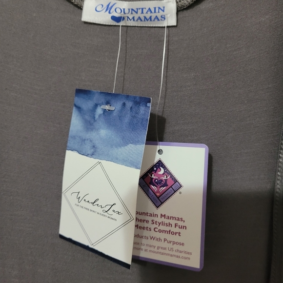 Grey Vest - Picture 2 of 2